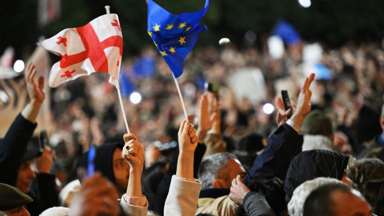 Opozitia din Georgia pregateste o manifestatie uriasa, pentru a anula alegerile pierdute: „Vom da afara rusii din tara!” Imagine