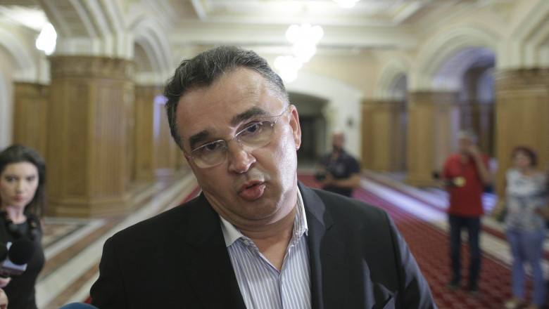 Oprisan a mai imprumutat 1 milion de euro de la mama lui. Cati bani ii datoreaza baronul de Vrancea mamei sale Imagine
