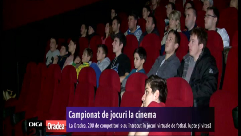 ORADEA. Campionat de jocuri la cinema. 200 de competitori s-au intrecut in jocuri virtuale de fotbal, lupte si viteza Imagine