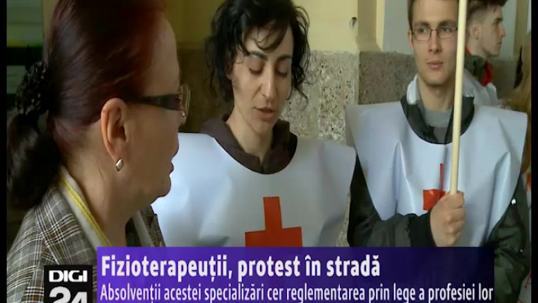 ORADEA. Fizioterapeutii, protest in strada Imagine