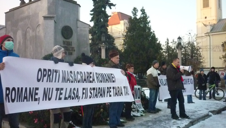 ORADEA. Lant uman impotriva exploatarii gazelor de sist Imagine