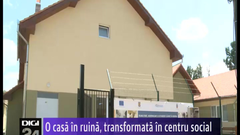 ORADEA. O casa in ruina, transformata in centru social Imagine