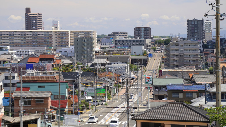 Orasul a carui administratie recomanda locuitorilor sa limiteze folosirea smartphone-ului la doar doua ore pe zi. Care este motivul Imagine