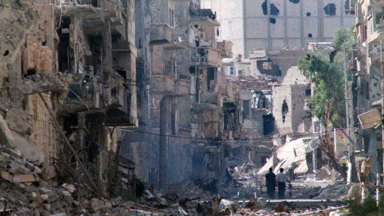 Orasul Alep a fost bombardat din nou. Cel putin 25 de civili, intre care patru copii, au fost ucisi Imagine