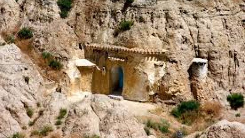 Orasul in care jumatate dintre locuitori traiesc in pesteri Imagine