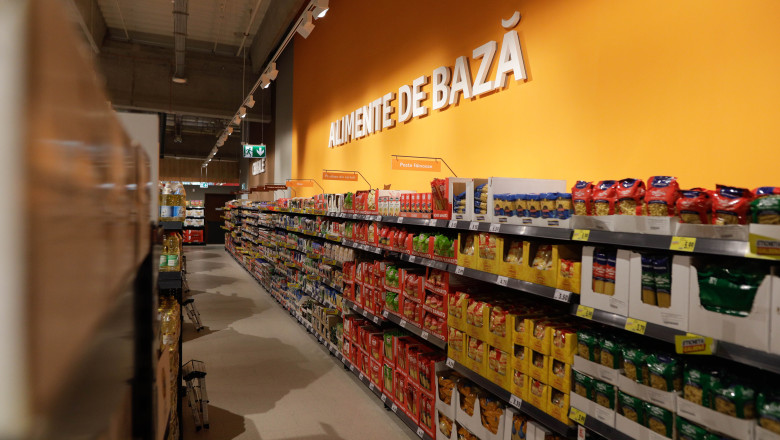 Ordonanta pentru combaterea cresterilor preturilor, valabila si in ianuarie. 5% adaos comercial maxim pentru produsele de baza Imagine
