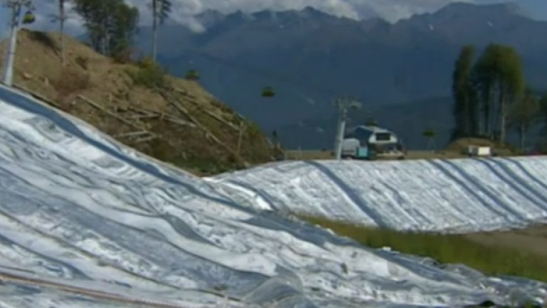 Organizatorii Olimpiadei de Iarna de la Soci au pus zapada la conservare Imagine