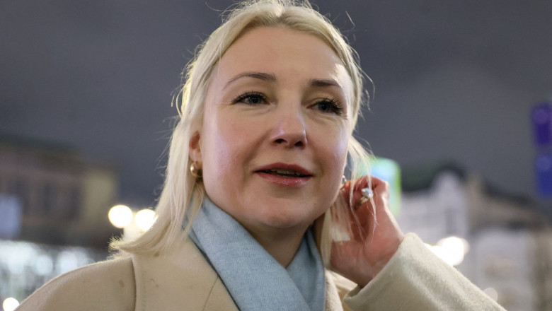 „Oricui face acest pas i-ar fi frica. Dar frica nu trebuie sa castige”. O jurnalista din Rusia va candida impotriva lui Putin in 2024 Imagine