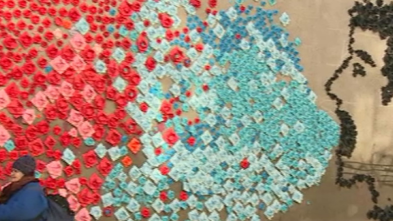 Origami cu mesaj impotriva discriminarii, realizat la Cluj Imagine