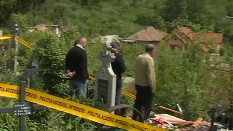 Osemintele disidentilor anticomunisti din Nasaud au fost deshumate Imagine