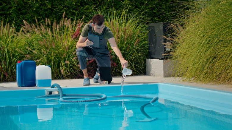 (P) Clorul din piscina nu inseamna curatenie. Ce metode noi de tratare si intretinere propun specialistii Imagine