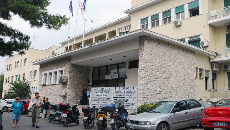 Pacientii din Grecia isi angajeaza infirmiere pe cont propriu Imagine