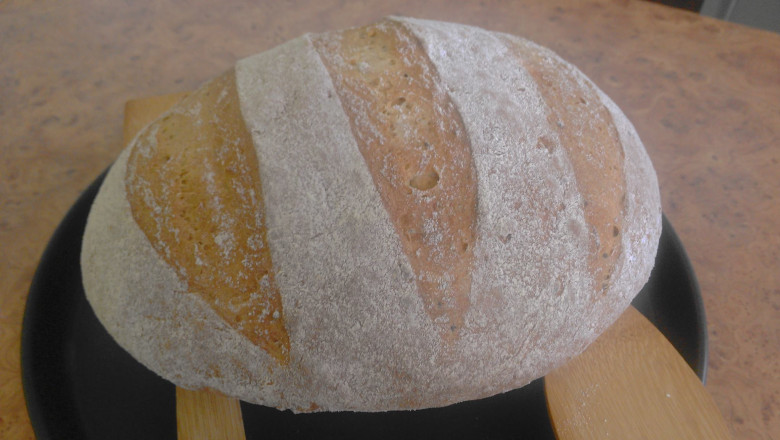 Painea s-a scumpit in mai multe orase din tara. Producatorii dau vina pe supraacciza la carburanti Imagine