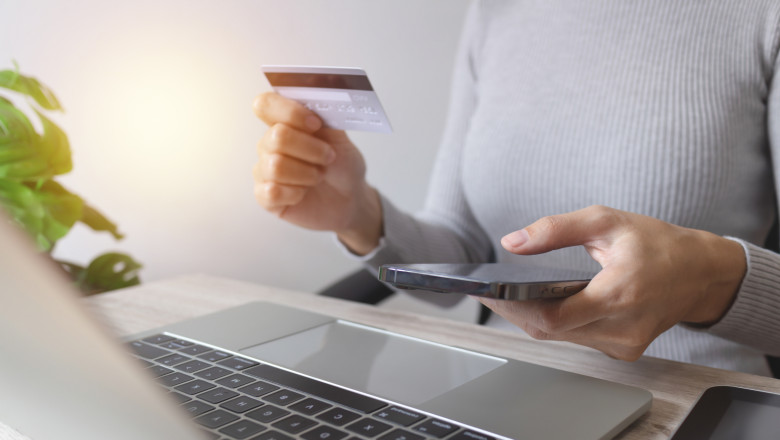 Pana la ce data pot plati romanii impozitul pentru a beneficia de 10% reducere. Cum achiti taxele online, direct din aplicatie Imagine