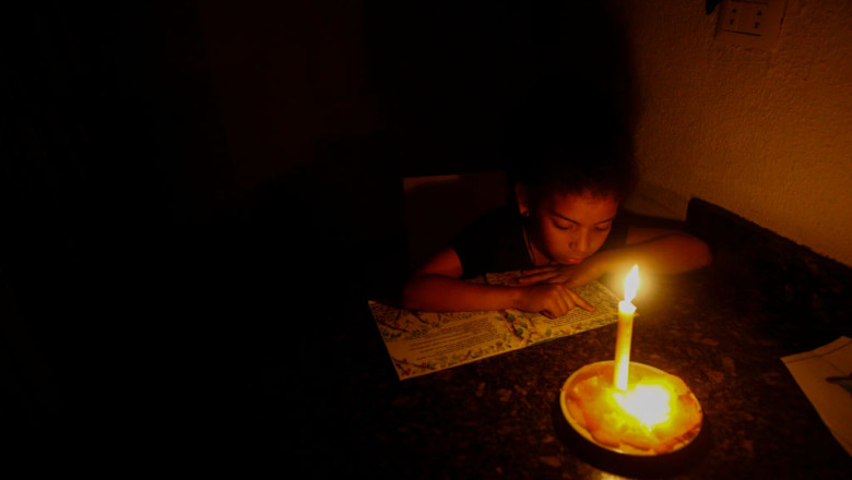 Pana majora de curent in Ucraina, dupa noile bombardamente ale armatei lui Putin Imagine