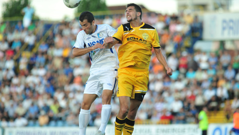 Pandurii – FC Brasov 2-3. Oaspetii au castigat cu un gol marcat la ultima faza a meciului Imagine