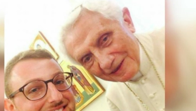 Papa emerit Benedict, primul selfie din viata Imagine