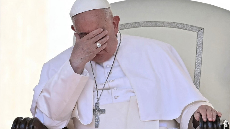 Papa Francisc condamna „cruzimea” raidurilor israeliene soldate cu moartea unor copii in Gaza Imagine