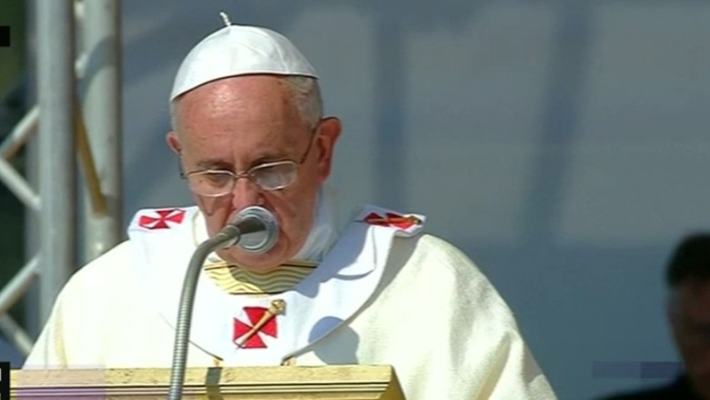 Papa Francisc, vizita riscanta in fieful Mafiei Imagine