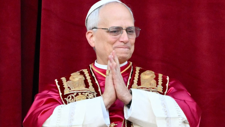 Papa Leon, nou apel pentru incetarea „barbariei razboiului” dupa ce singura biserica catolica din Gaza a fost bombardata Imagine