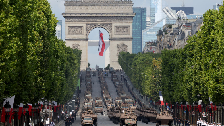 Parada militara de Ziua Frantei, organizata ca o „veritabila operatiune militara”. Tara care a fost invitata de onoare din acest an Imagine