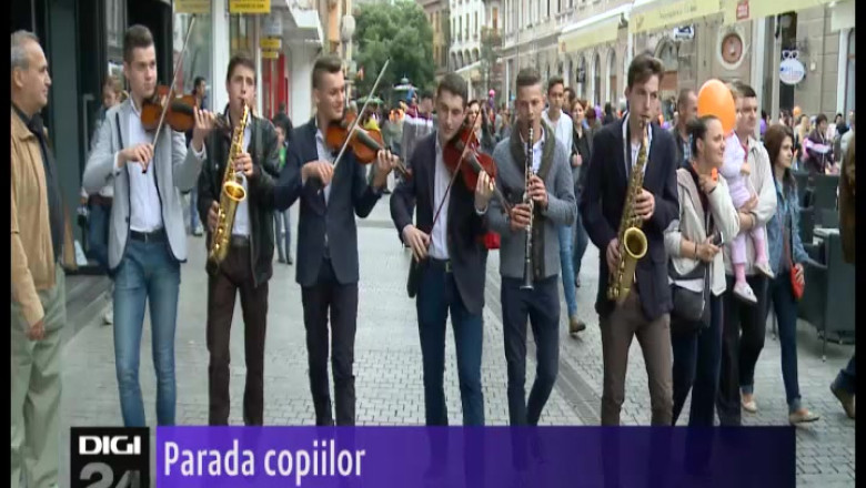 Parada personajelor de poveste de Ziua Copiilor Imagine