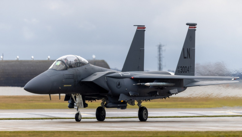 Parlamentar danez, presedintele comisiei de Aparare: „Achizitia de arme americane este acum un risc de securitate” Imagine