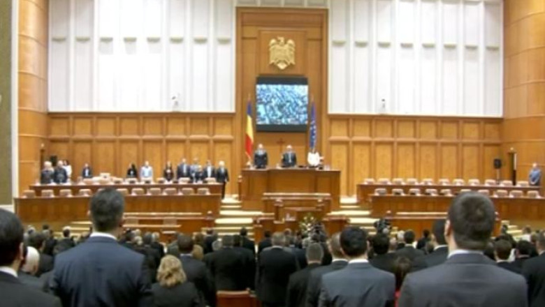 Parlamentul celor care nu cuvanta: Aproape o suta dintre alesi au rostit in plen doar juramantul Imagine