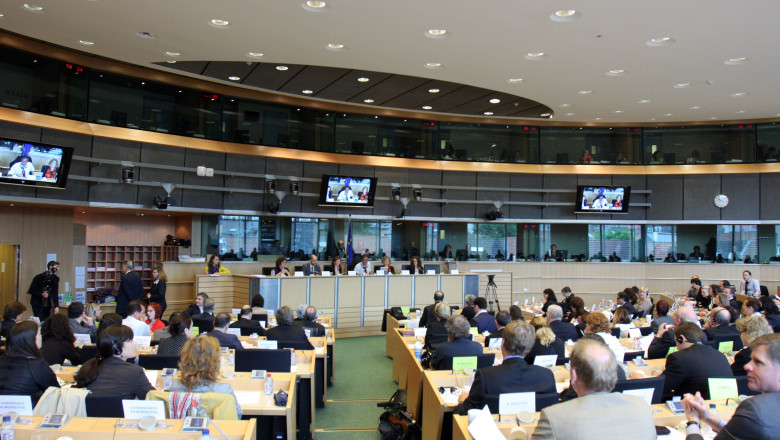 Parlamentul European cere ancheta privind inchisorile CIA Imagine