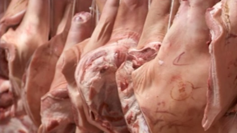 Parlamentul European cere etichetare tuturor carnurilor. Pe produs trebuie indicat locul nasterii animalului Imagine