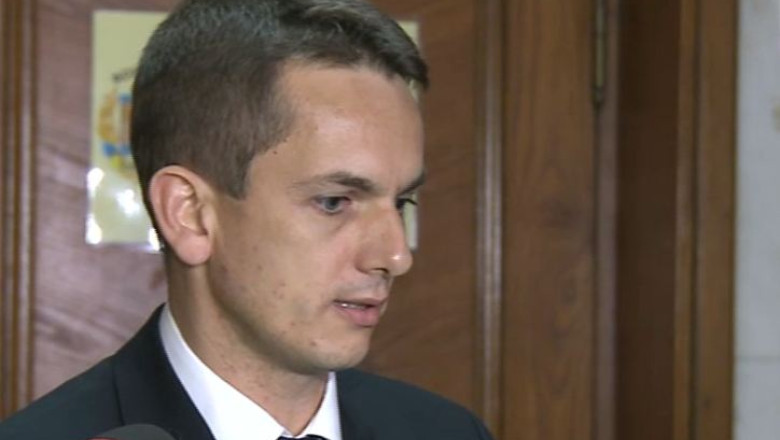 Parlamentul ignora ANI. Agentia cere pentru a treia oara revocarea unui senator si a unui deputat, stabiliti incompatibili Imagine