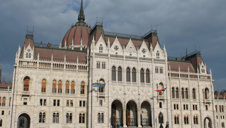 Parlamentul ungar a aprobat un imprumut de 10 miliarde de euro de la Rusia Imagine