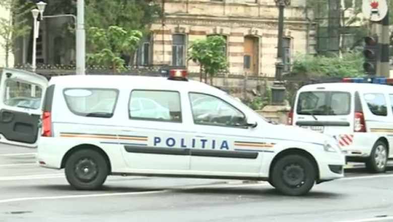 Pasajul Unirii din Capitala a fost inundat din cauza ploii torentiale Imagine