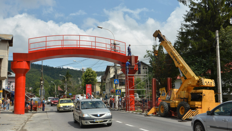 Pasarelele au redus numarul accidentelor pe Valea Prahovei Imagine
