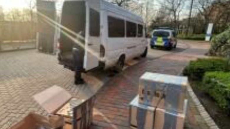 Patania unui sofer roman oprit de politisti in Germania. Cand au vazut ce transporta, s-a prefacut brusc ca nu mai intelege limba Imagine