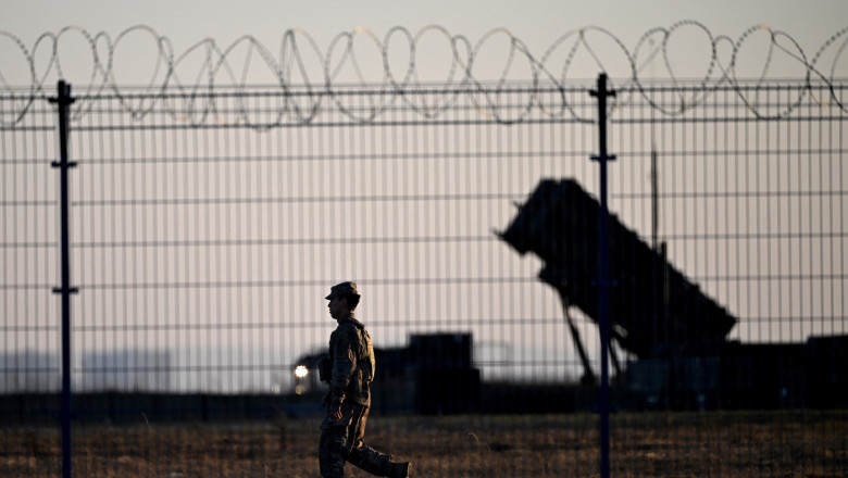 Patriot pentru Ucraina: „Lucrurile avanseaza foarte rapid”, sustine ambasadorul SUA la NATO Imagine