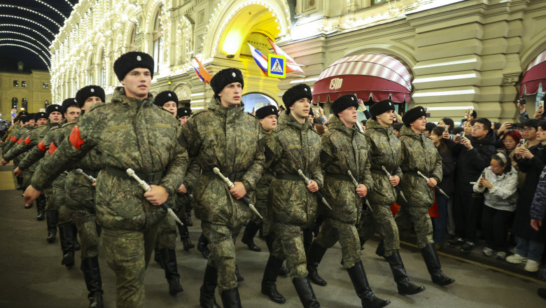 Patriotii paranoici ai lui Vladimir Putin. De ce sunt rusii din ce in ce mai precauti in legatura cu razboiul din Ucraina Imagine