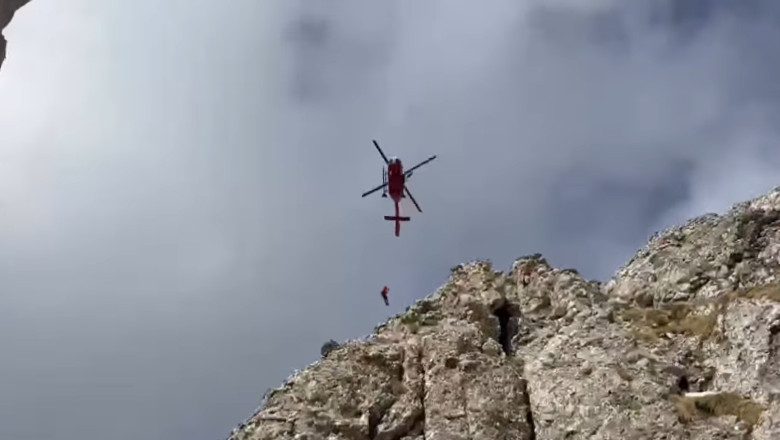 Patru alpinisti, ramasi blocati in Muntii Bucegi. Interventia Salvamont a durat 17 ore Imagine