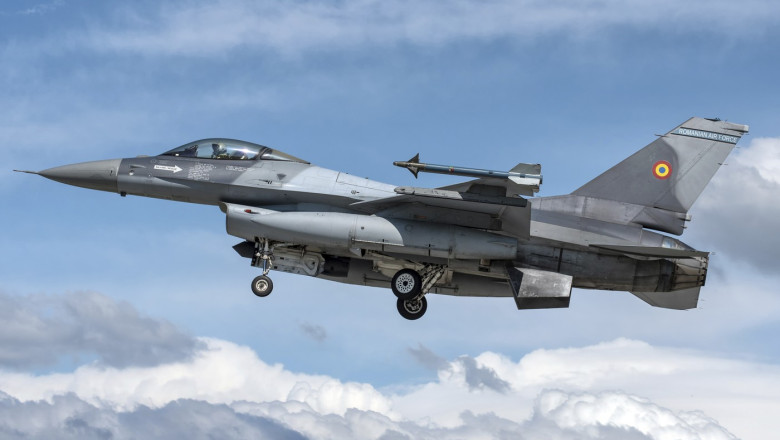 Patru avioane F-16 Fighting Falcon ale Fortelor Aeriene Romane participa la o noua misiune de Politie Aeriana Intarita in Polonia Imagine