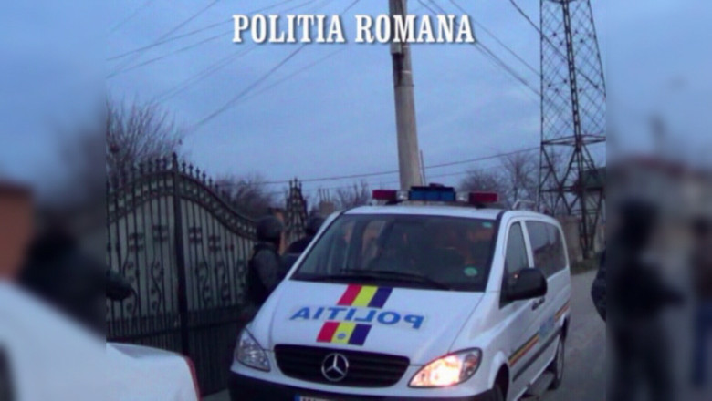 Patru doljeni au fost retinuti. Suspectii ar fi prejudiciat statul cu peste 7 milioane de lei Imagine