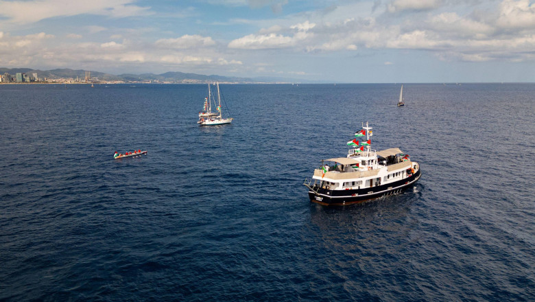 Patru italieni au fost deportati de Israel dupa interceptarea flotei de ajutor umanitar pentru Gaza Imagine