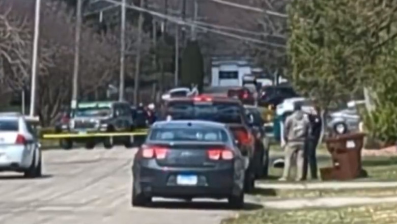 Patru morti si cinci raniti intr-un atac cu cutitul in SUA, la Rockford, statul Illinois Imagine