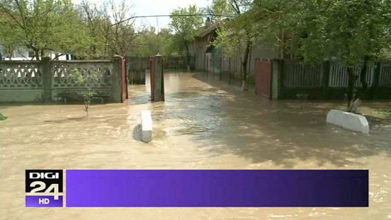 Patru oameni au murit, 35 de localitati sunt afectate de inundatii. Codul rosu a fost prelungit in Teleorman Imagine