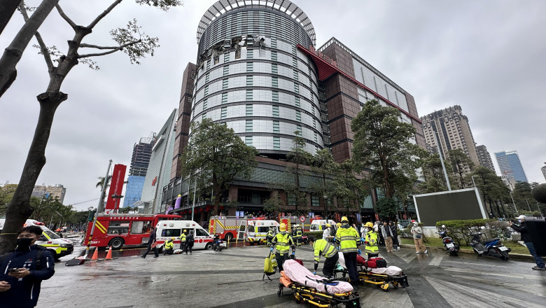 Patru persoane au murit si 24 au fost ranite intr-o explozie puternica dintr-un centru comercial din Taiwan. Ce a produs deflagratia Imagine