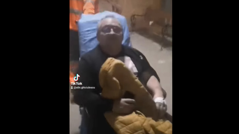 Paznicul unei primarii din Mehedinti a fost batut de primarul beat pentru ca nu voteaza cu el la alegerile locale Imagine