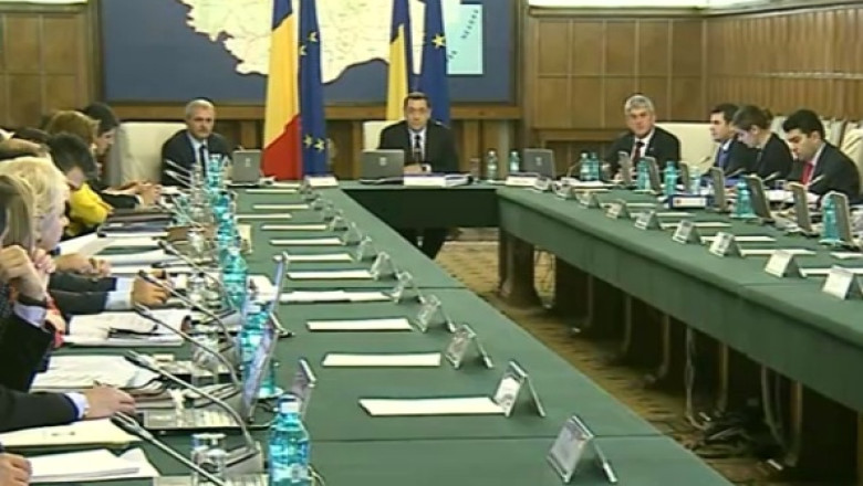 PDL nu a strans inca semnaturile necesare rasturnarii Guvernului Ponta III Imagine