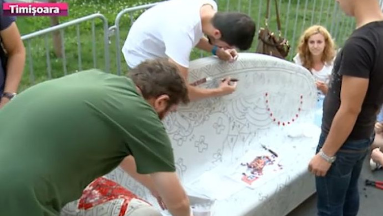 Pe canapeaua sociala, in centrul Timisoarei Imagine