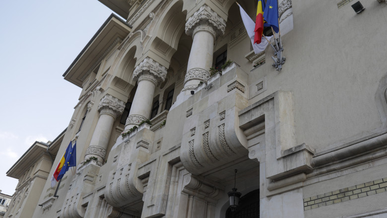 Pe cine prefera bucurestenii la Primaria Capitalei. Rezultatele celor mai recente doua sondaje de opinie Imagine