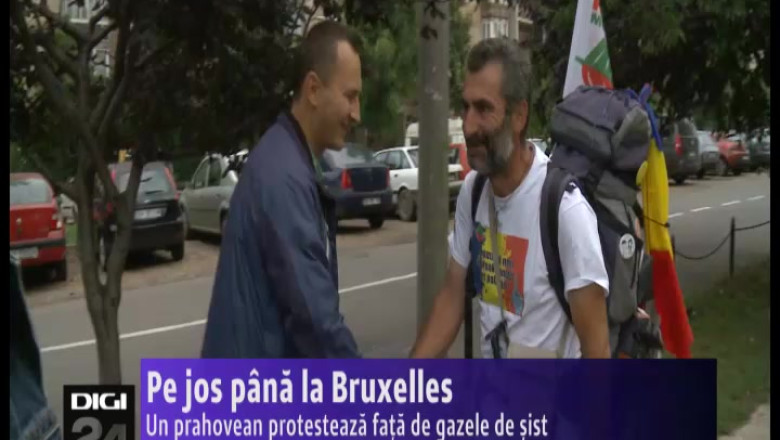 Pe jos pana la Bruxelles. Un prahovean protesteaza in acest fel fata de exploatarea gazelor de sist Imagine