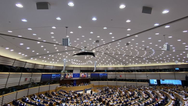 PE si Consiliul UE au ajuns la un acord privind bugetul UE pentru 2023. Fonduri multe se duc catre Ucraina, in energie si in redresare Imagine